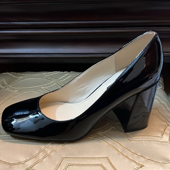 Ninewest | patent black block heel | work shoes | 7.5 - Picture 3 of 6